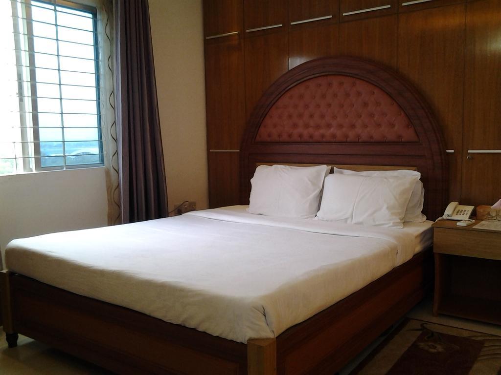 Hotel Afford Inn Dhaka Rum bild